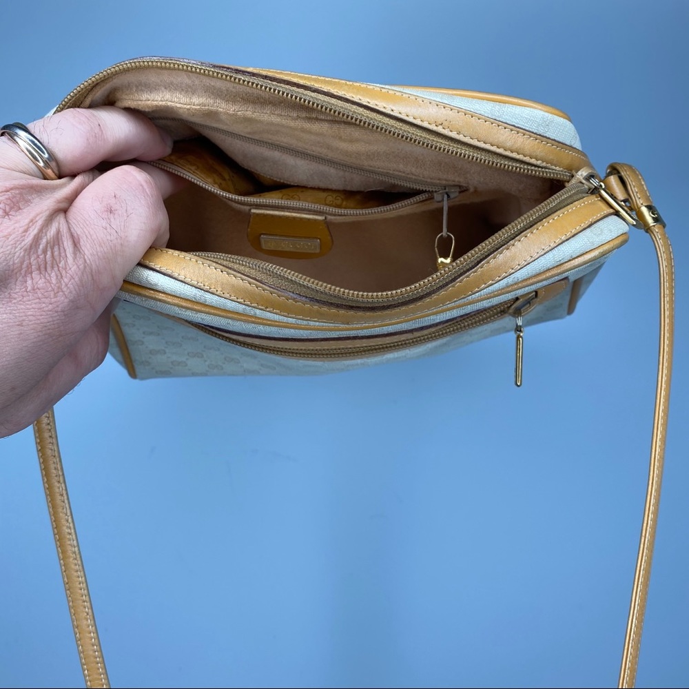 Gucci Purse Circa 1980 - Picture 14 of 16